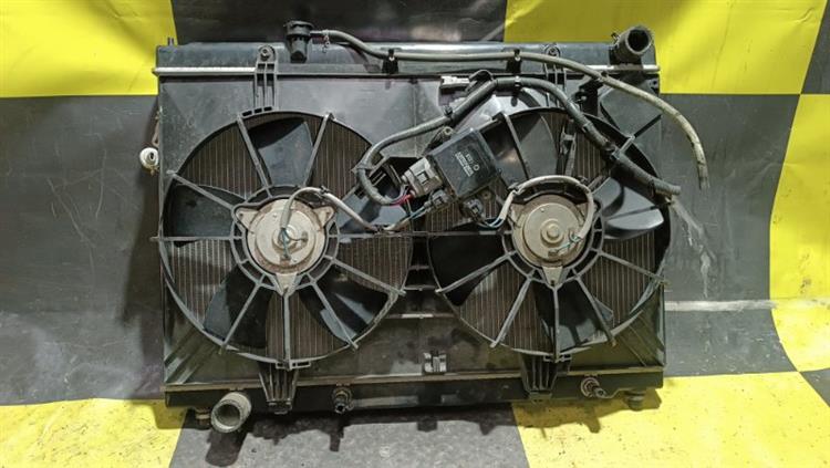Радиатор основной Ниссан Фуга в Зее 105359