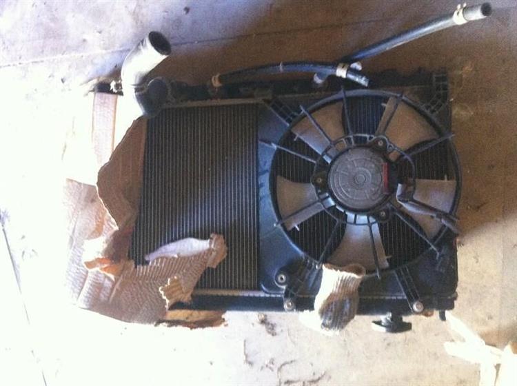 Радиатор основной Хонда Фит в Зее 1288