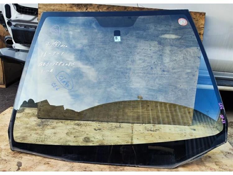 Лобовое стекло Хонда Фит в Зее 255791